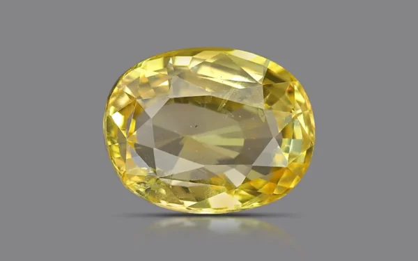 Yellow Sapphire  - 4.32 Carat (4.75 Ratti)