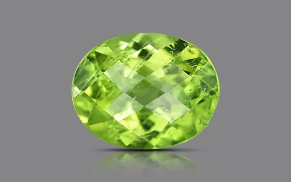 Peridot - 5.14 Carat (5.65 Ratti)