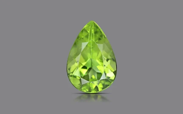Peridot - 7.03 Carat (7.73 Ratti)