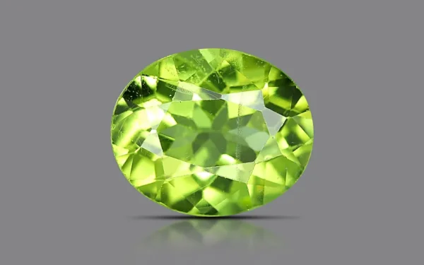 Peridot - 6.19 Carat (6.80 Ratti)