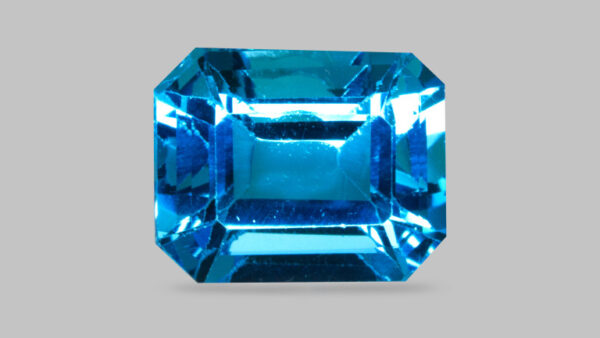 NATURAL BLUE TOPAZ 04.13 CARAT(04.54Ratti)